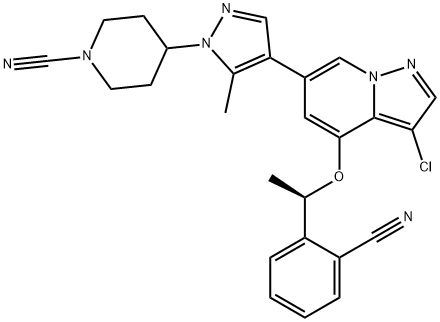 1-Piperidinecarbonitrile, 4-[4-[3-chloro-4-[(1R)-1-(2-cyanophenyl)ethoxy]pyrazolo[1,5-a]pyridin-6-yl]-5-methyl-1H-pyrazol-1-yl]- Struktur