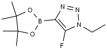 1-ethyl-5-fluoro-4-(4,4,5,5-tetramethyl-1,3,2-dioxaborolan-2-yl)-1H-1,2,3-triazole Struktur