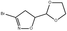 3-Bromo-5-[1,3]dioxolan-2-yl-4,5-dihydroisoxazole Struktur