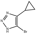 1H-1,2,3-Triazole, 5-broMo-4-cyclopropyl- Struktur