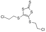 4,5-Bis-(2-chloro-ethylsulfanyl)-[1,3]dithiole-2-thione Struktur