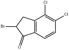 2-BROMO-4,5-DICHLORO-2,3-DIHYDRO-1H-INDEN-1-ONE Struktur