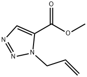 1H-1,2,3-Triazole-5-carboxylicacid,1-(2-propenyl)-,methylester(9CI) Struktur