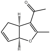 Ethanone, 1-[(3aS,6aS)-3a,6a-dihydro-2-methyl-4H-cyclopenta[b]furan-3-yl]- Struktur