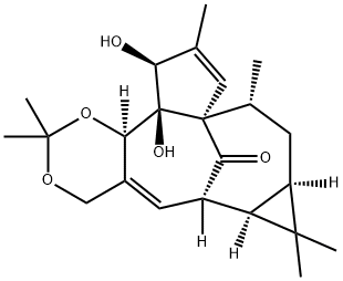 (6R)-6,6aβ,7aβ,8,9,12,12a,12bβ-オクタヒドロ-12α,12aα-ジヒドロキシ-2,2,7,7,9β,11-ヘキサメチル-7H-6β,9aβ-メタノ-4H-シクロペンタ[9,10]シクロプロパ[5,6]シクロデカ[1,2-d]-1,3-ジオキシン-13-オン