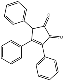 2,3,4-triphenylcyclopent-2-ene-1,5-dione Struktur