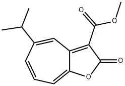 5-ISOPROPYL-3-(METHOXYCARBONYL)-2H-CYCLOHEPTA[B]FURAN-2-ONE Struktur