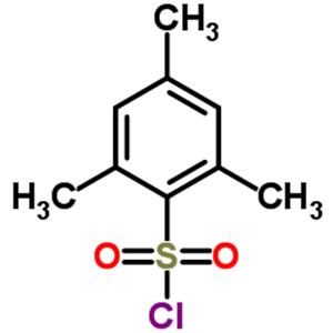 2-Mesitylenesulfonyl chloride