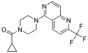 5-[4-(CYCLOPROPYLCARBONYL)PIPERAZIN-1-YL]-2-(TRIFLUOROMETHYL)-1,6-NAPHTHYRIDINE Struktur