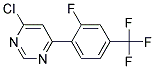 4-Chloro-6-(2-fluoro-4-trifluoromethyl-phenyl)-pyrimidine Struktur